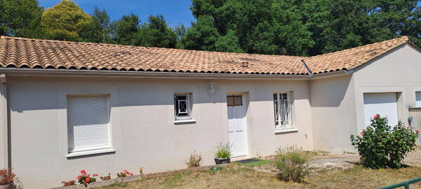 Rent House 4 rooms St Medard De Guizieres 3 bedrooms