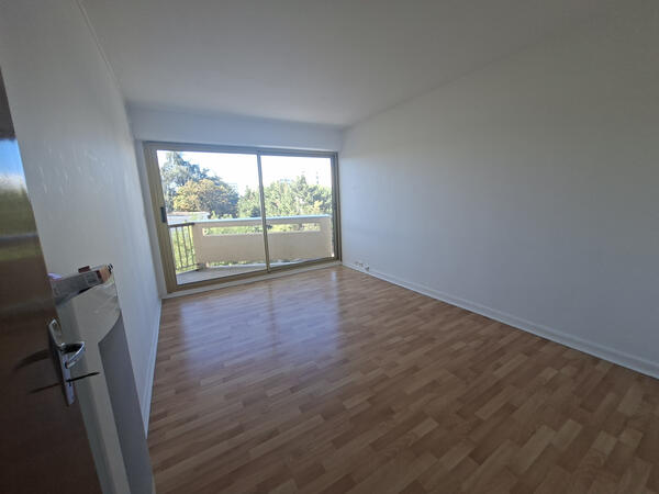 Location Appartement 1 pièce Gradignan